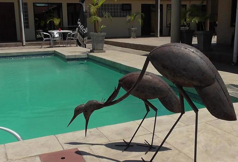 פנסיון Palmeiras Guest House Matola