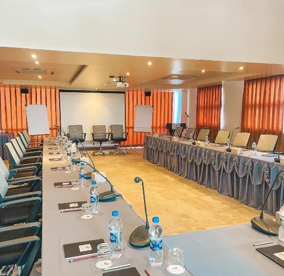 پانسیون Season Paradise