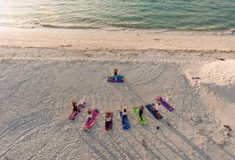 پانسیون Season Paradise