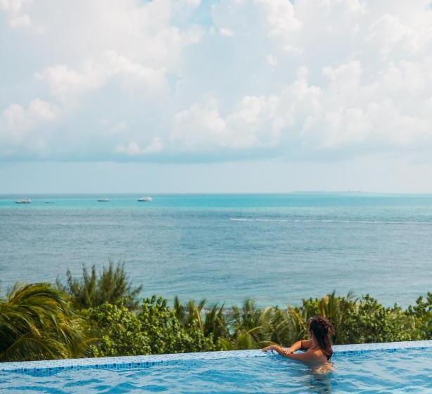 پانسیون Season Paradise