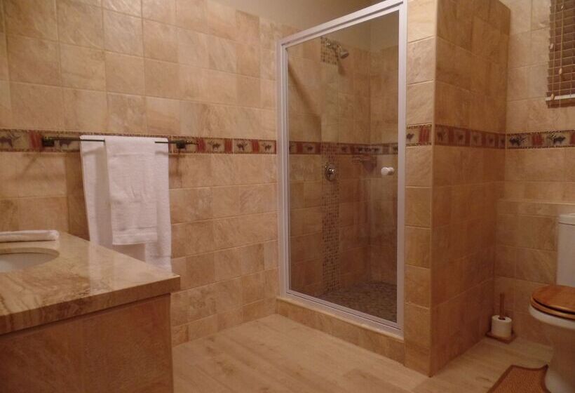 Пансион Thuleka Lodge Ferndale