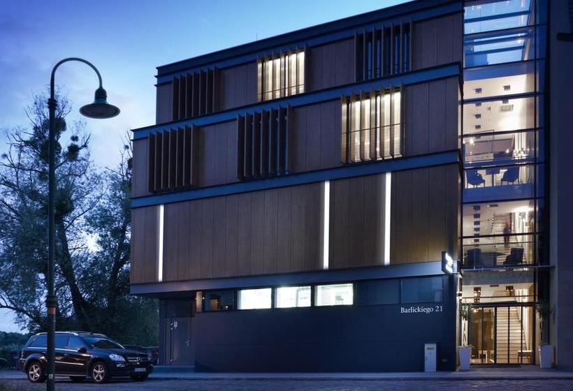 Piano Hotel & Restaurant