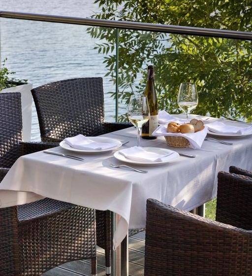 Piano Hotel & Restaurant