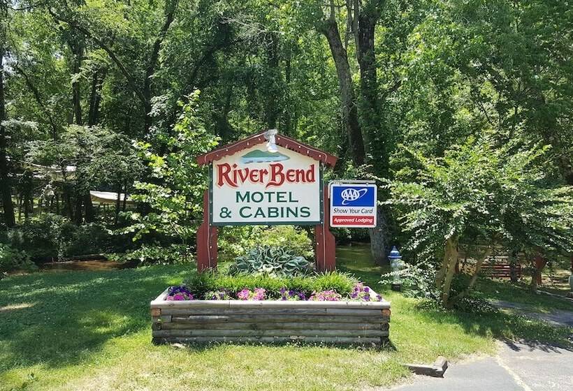 Riverbend Motel & Cabins