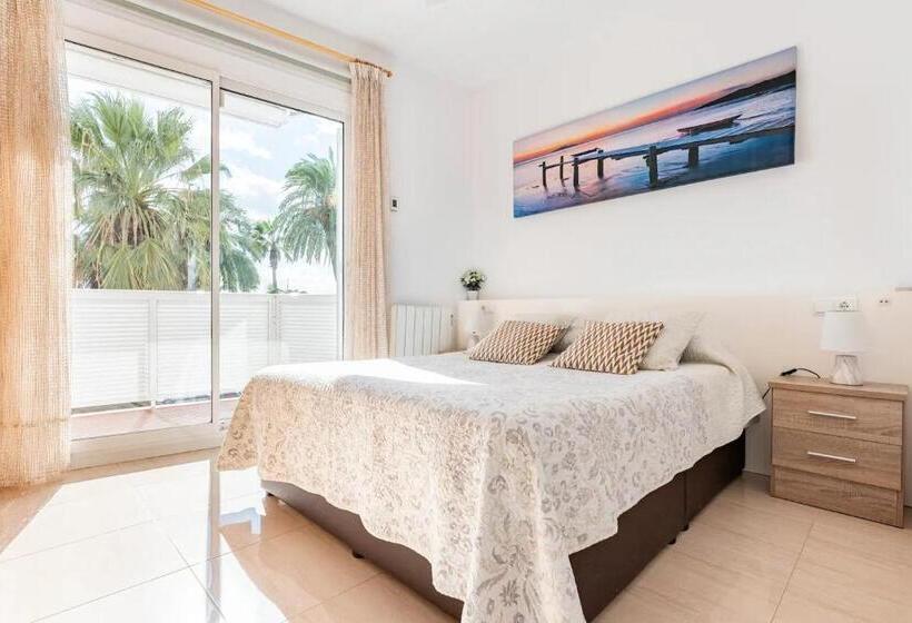 Sitges Seafront Ribera Apartment