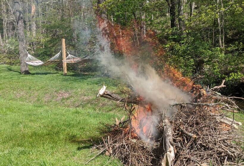 The Anderson Cottage Bed & Breakfast