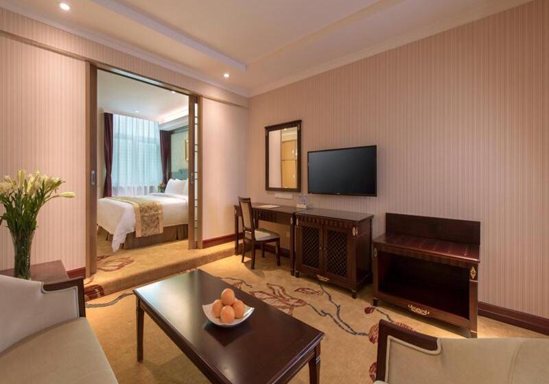 Vienna Hotel Dongguan Fenggang Yongsheng Street