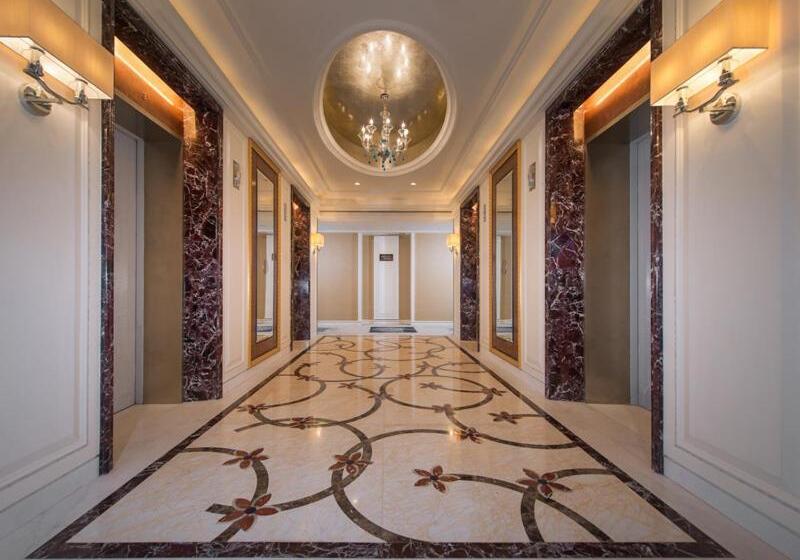 Vienna Hotel Shenzhen Exibition Center