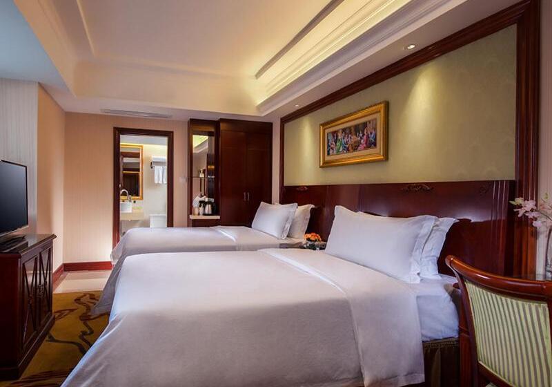 Vienna Hotel Shenzhen Exibition Center