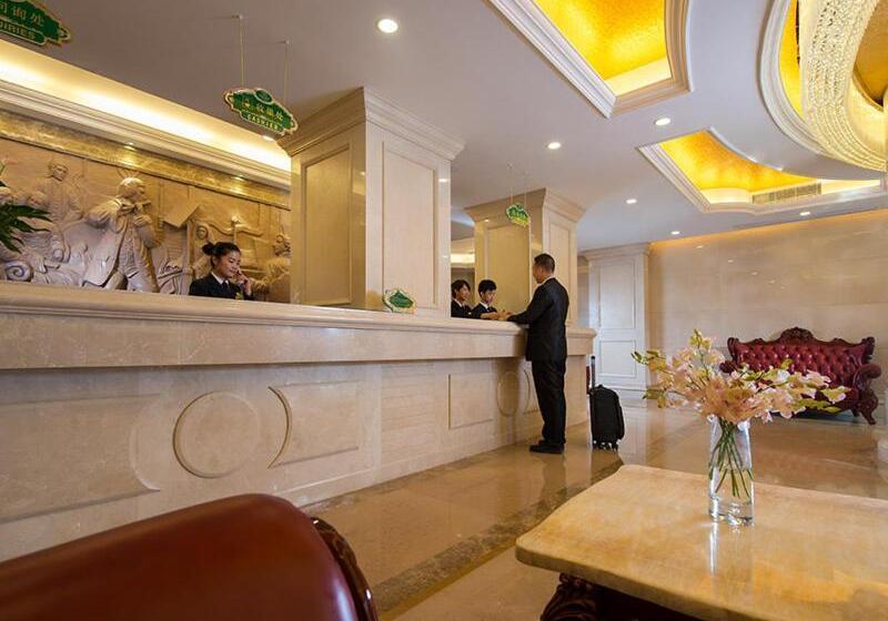 Vienna Hotel Shenzhen Exibition Center