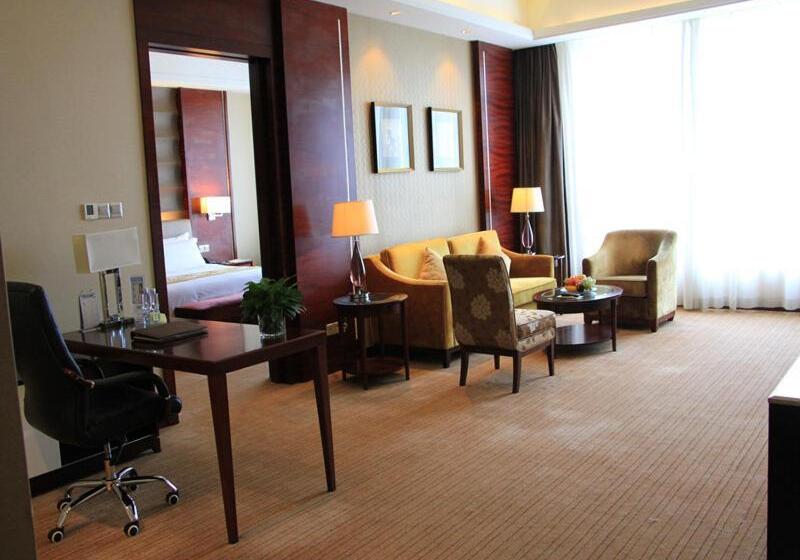 Vienna Hotel Shenzhen Exibition Center