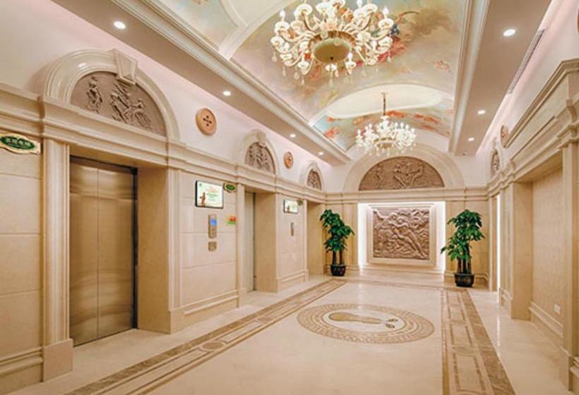 Vienna Hotel Shenzhen Xiashuijing Subway Station