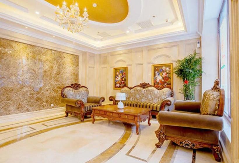 Vienna Hotel Shenzhen Xiashuijing Subway Station