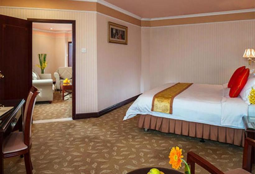 Vienna Hotel Shenzhen Xiashuijing Subway Station