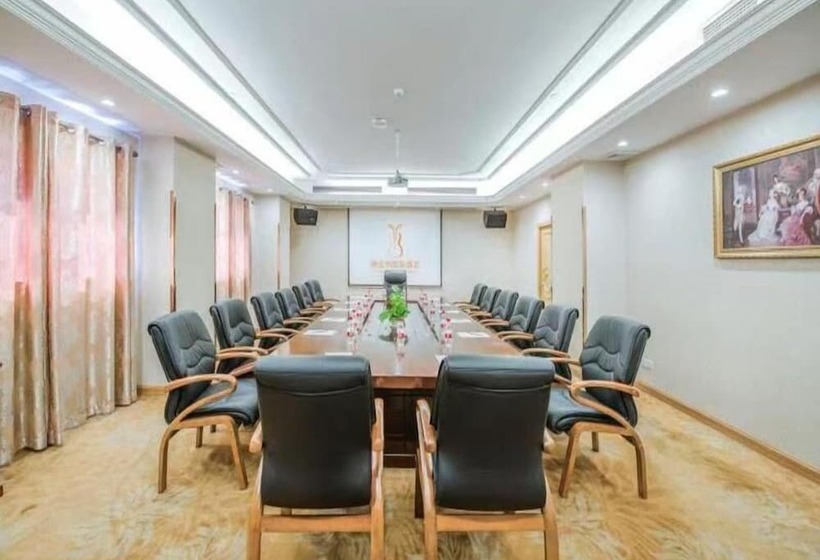 Vienna International Hotel Guangzhou Panyu City Bridge Center International