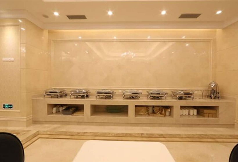 Vienna International Hotel Guangzhou Panyu City Bridge Center International