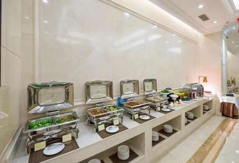 Vienna International Hotel Guangzhou Panyu City Bridge Center International