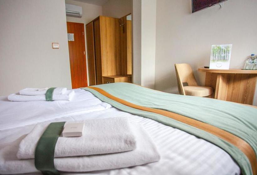 Wróblówka Hotel Restauracja