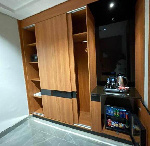 فندق كلاودز Clouds