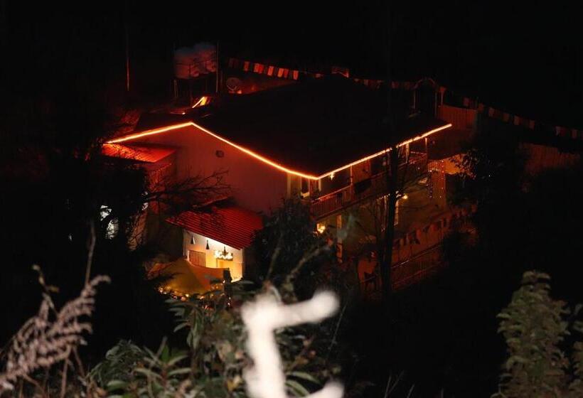 הוסטל Bunk Chamber