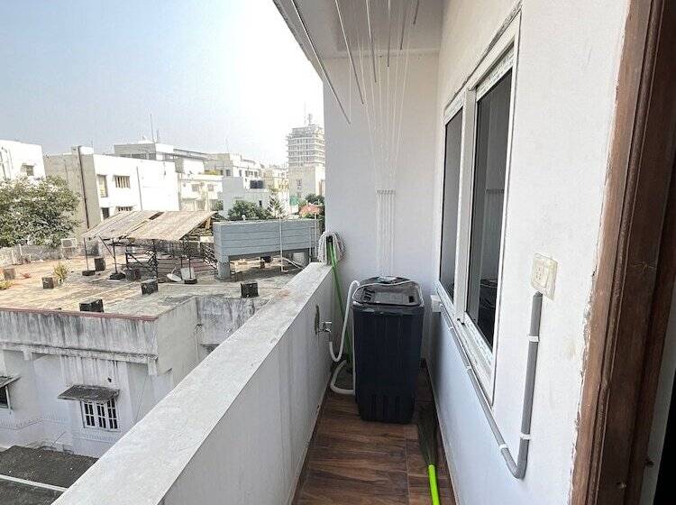 Hostel Bunk N Beyond