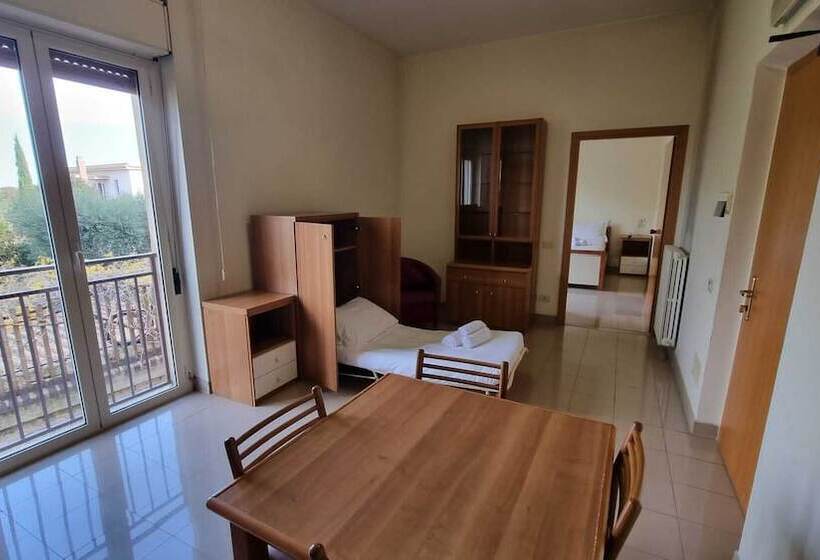 ユースホステル Ah Roma