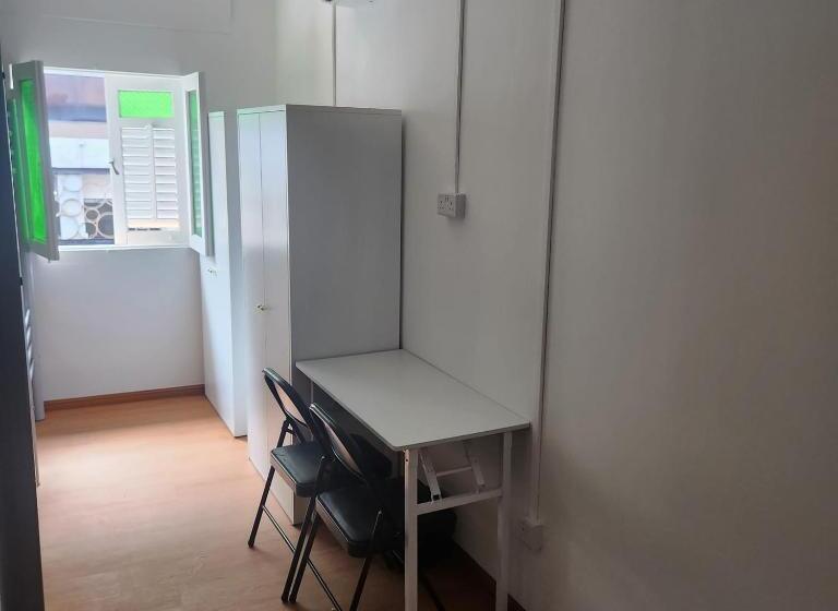 هاستل Duke Living