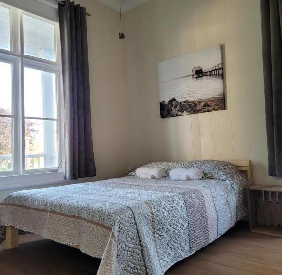 הוסטל L Auberge Du Vieux Pont