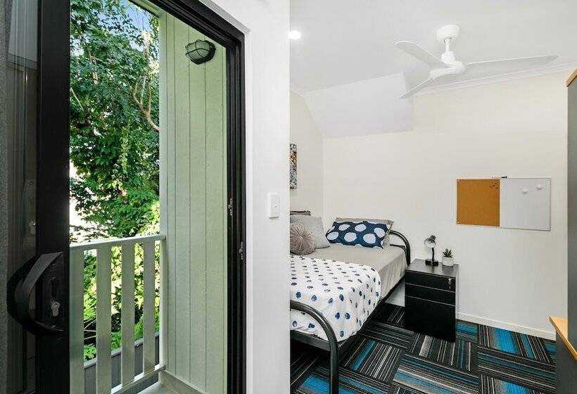 הוסטל Mihaven Shared Living   Gatton St