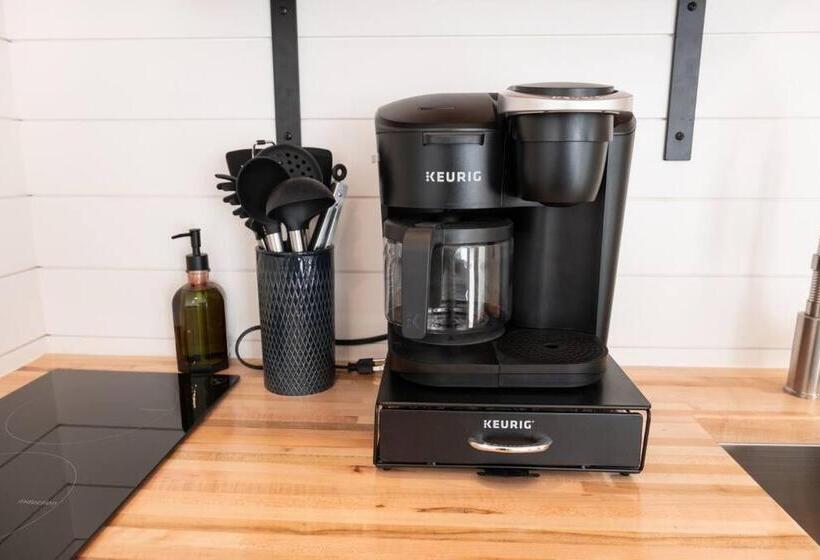 فندق صغير New Starry Night Shipping Container Home