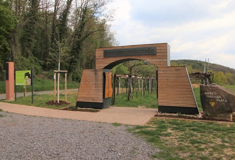 Amelie No 3 Hotel & Appartements