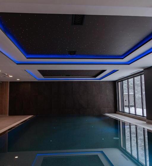 Aparthotel Zlatni Javor