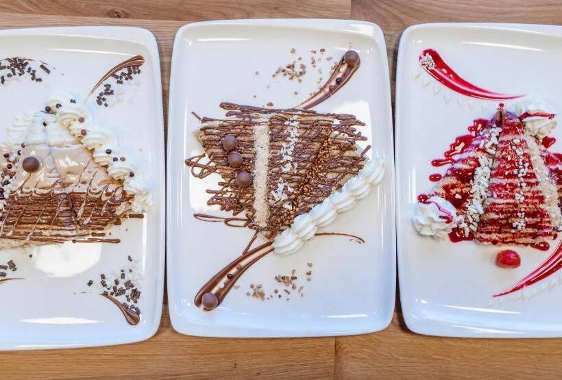 Aparthotel Zlatni Javor