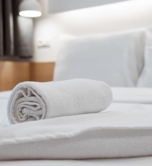 Aparthotel Zlatni Javor