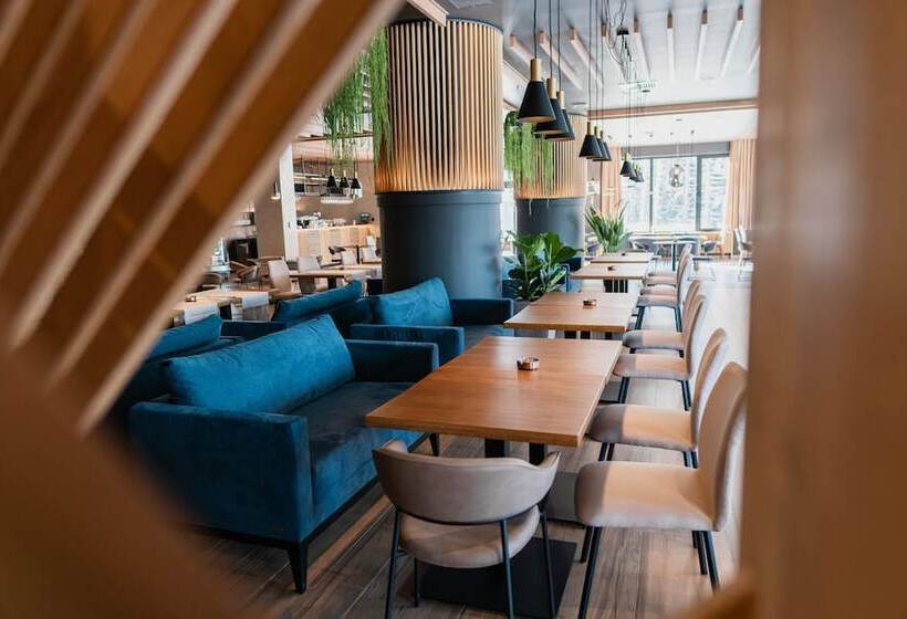 Aparthotel Zlatni Javor