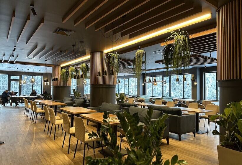 Aparthotel Zlatni Javor