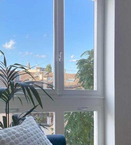 تختخواب و صبحانه Alborgocollegiomarialuigia