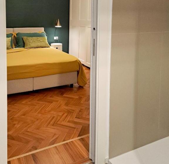 تختخواب و صبحانه Alborgocollegiomarialuigia