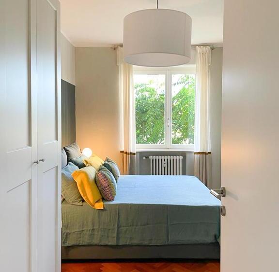 تختخواب و صبحانه Alborgocollegiomarialuigia