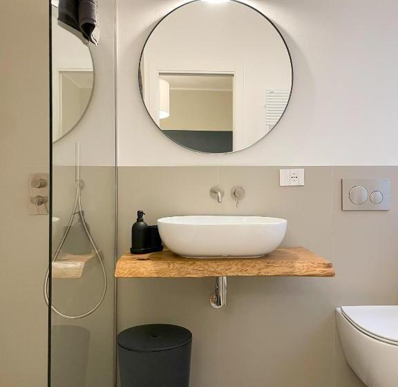 تختخواب و صبحانه Alborgocollegiomarialuigia