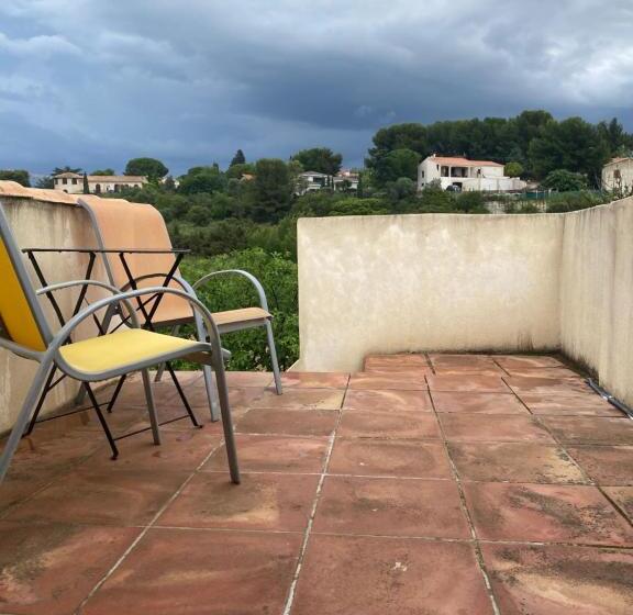 مبيت وإفطار Chambre Independante