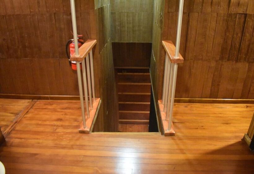 ベッドアンドブレックファースト Estación Hostel