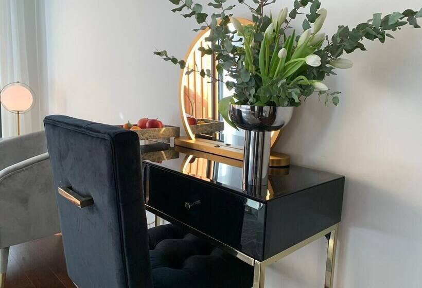 تختخواب و صبحانه La Cabane D Ambroise