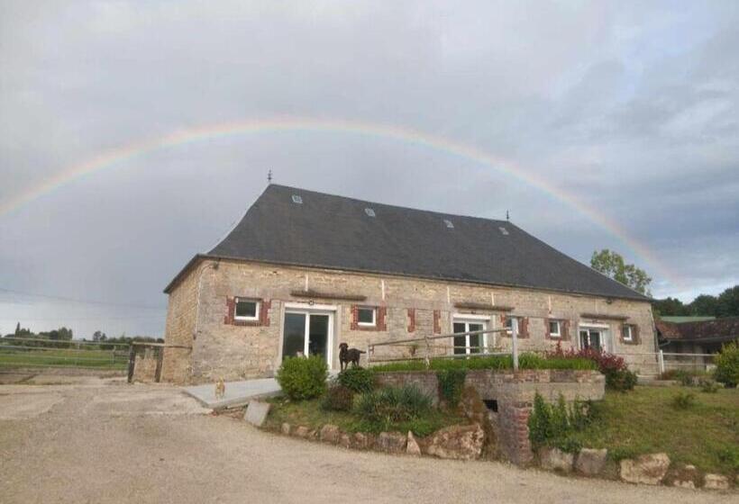 ベッドアンドブレックファースト Le Manoir De Séverine Et Sébastien