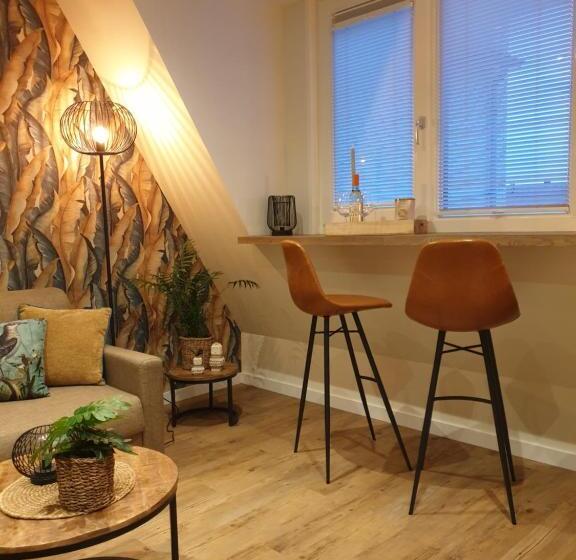 مبيت وإفطار Suite De Brinkparel