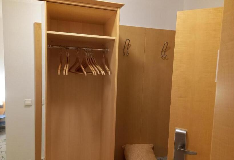 צימר Zweibettzimmer Am Bauernhof Mit Tieren