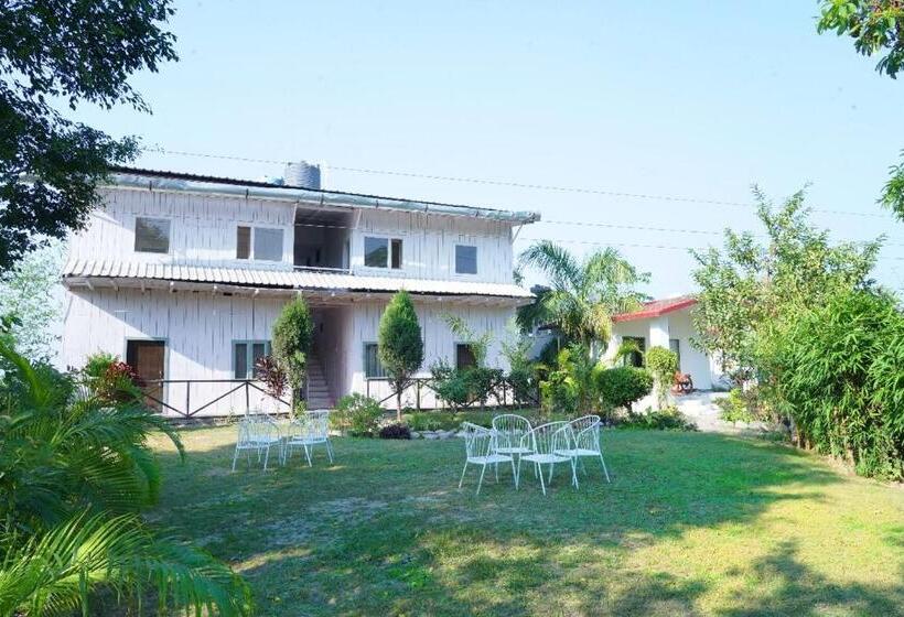 Blizz Hotels Resorts