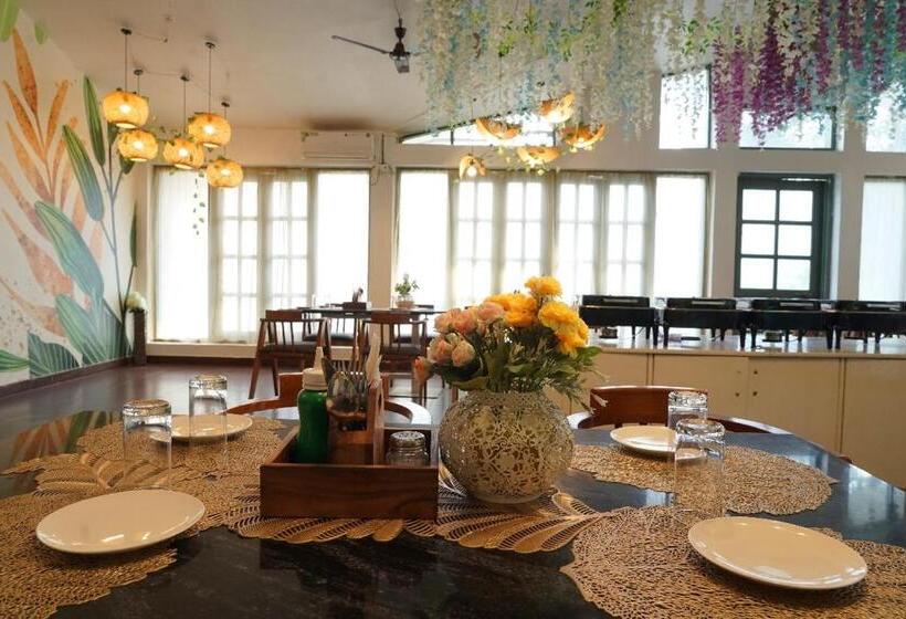 Blizz Hotels Resorts