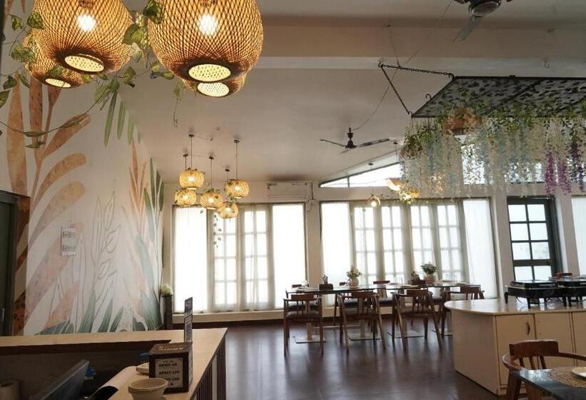 Blizz Hotels Resorts