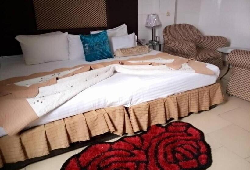 Dream Inn Hotel   Ghana